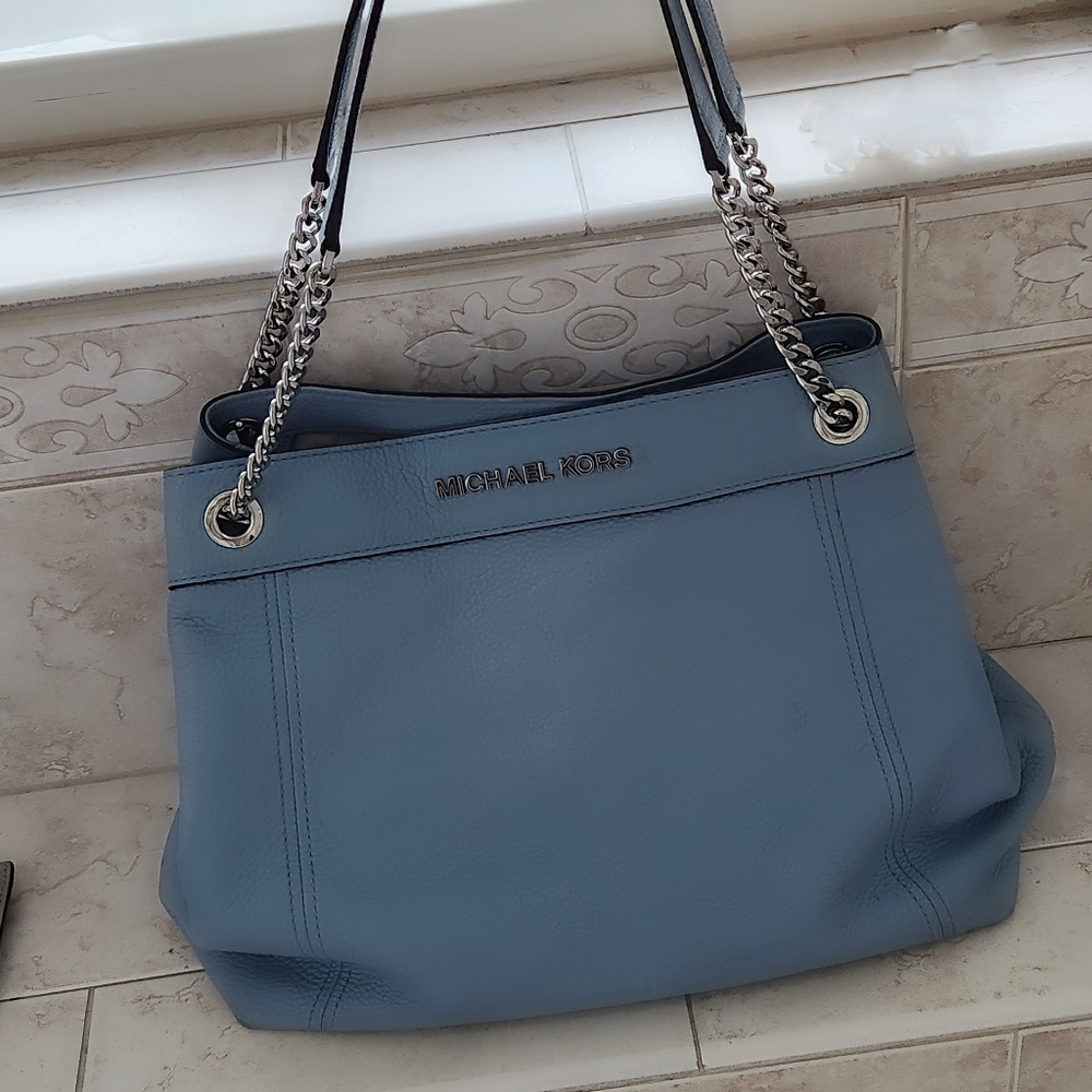The MICHAEL  LG Jet Set Powder Blue Leather Tote with Silver Chain